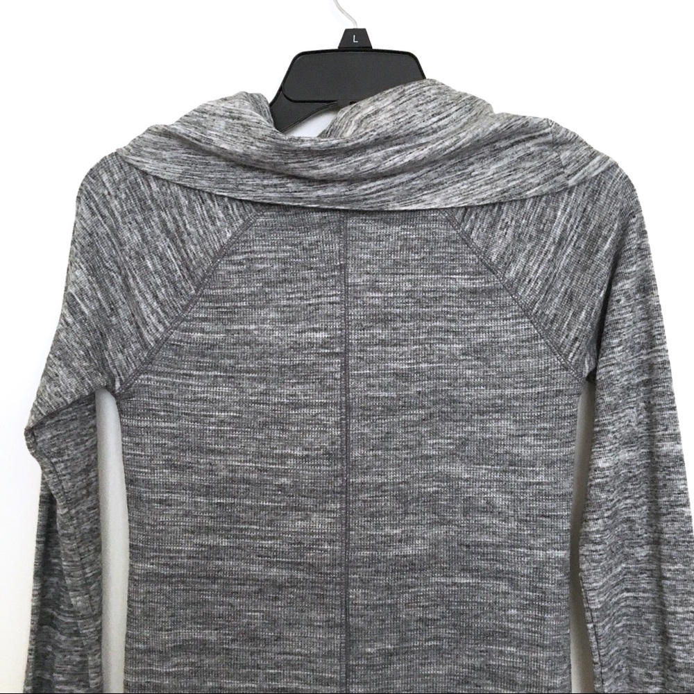 EDDIE BAUER Stine's Grey Waffle Cowl Neck Tunic Size Extra Small - Picture 6 of 10